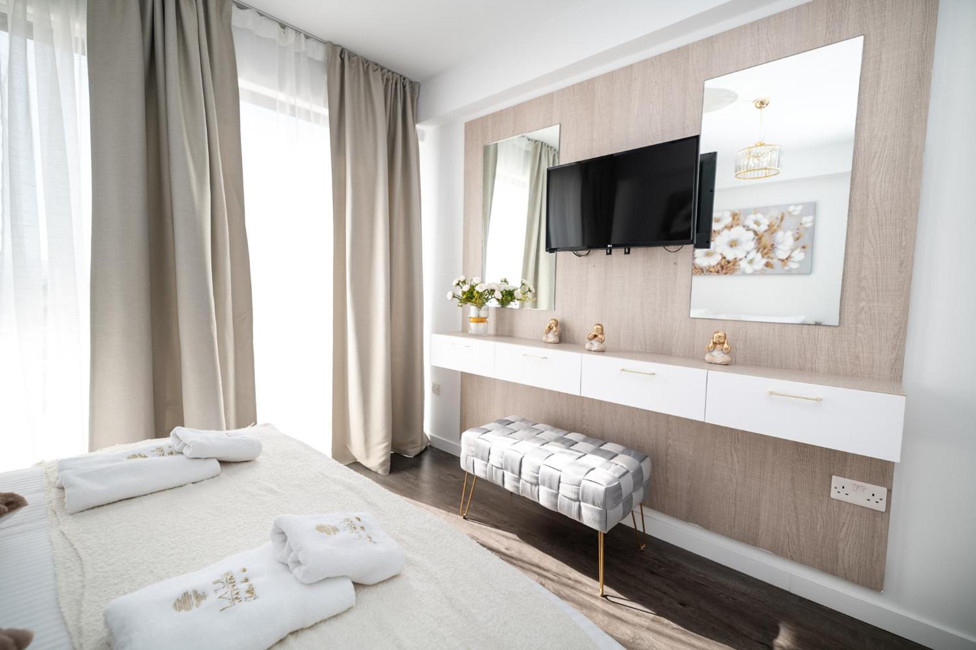 Lazuli Beachfront Sea View Ap144 لارنكا المظهر الخارجي الصورة