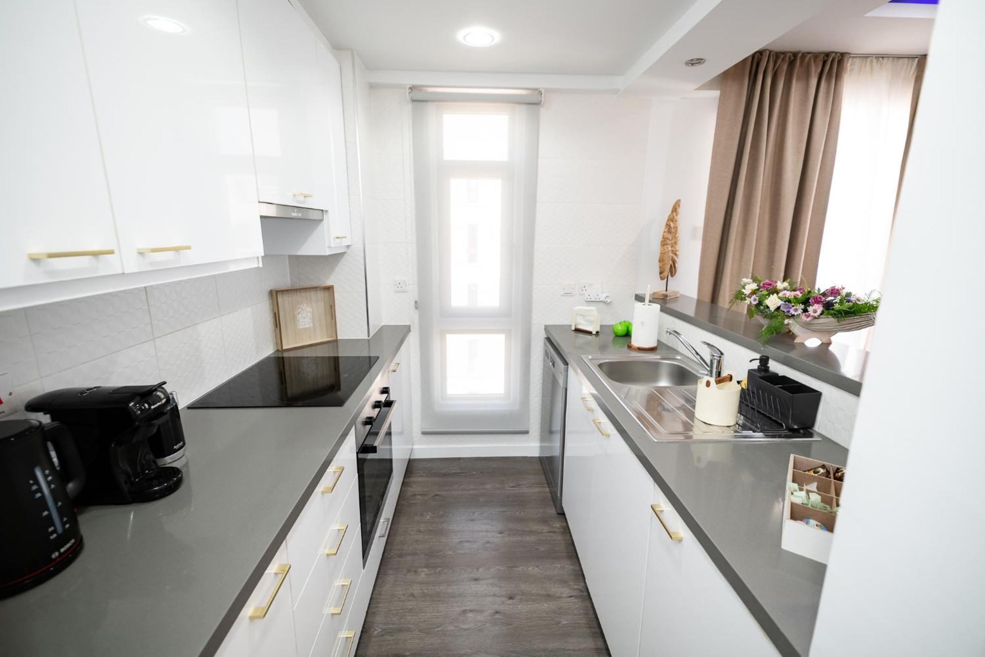 Lazuli Beachfront Sea View Ap144 لارنكا المظهر الخارجي الصورة